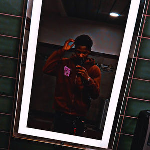 Meet your Posher, Dion